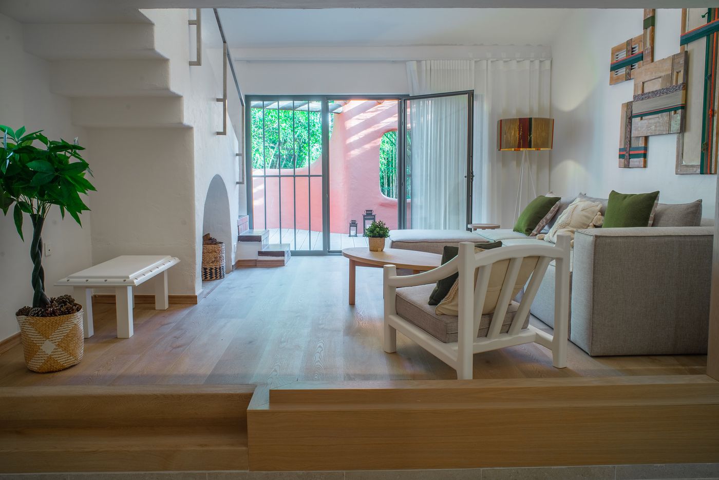 Onyria-Quinta-da-Marinha-Villas-Room-1