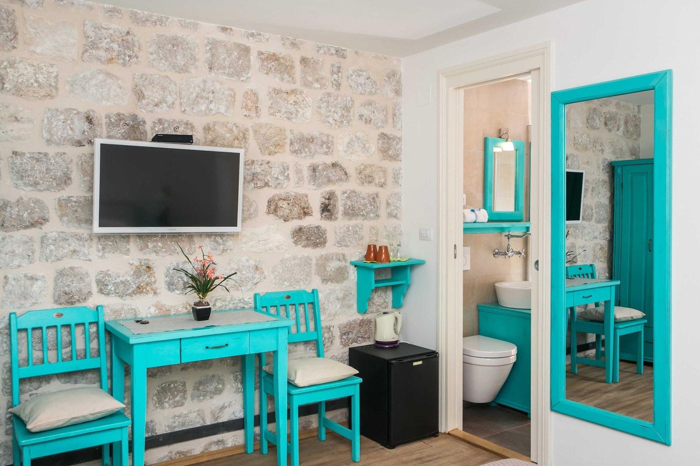 Lumin-Guesthouse-Lobby-33