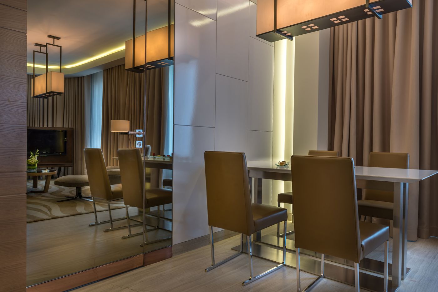 Towers-Rotana-Room-33