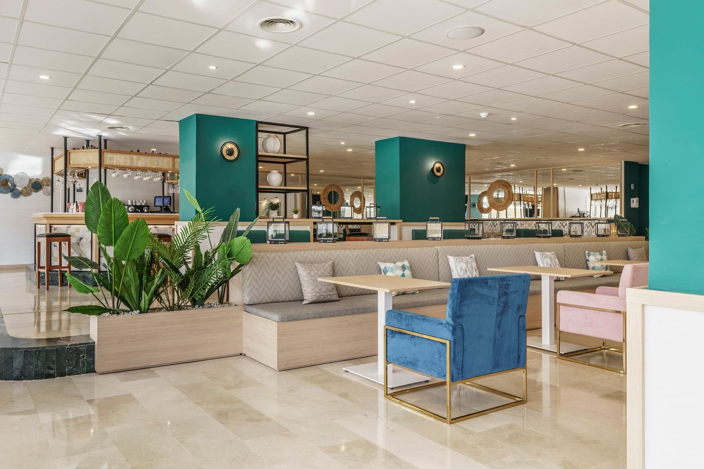 AluaSoul-Costa-Malaga-adults-reccommended-Bar-51