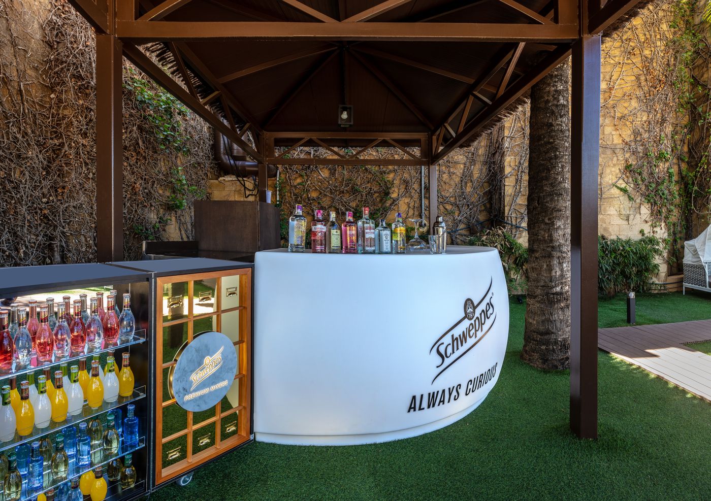 Magic-Robin-Hood-Terrace-23