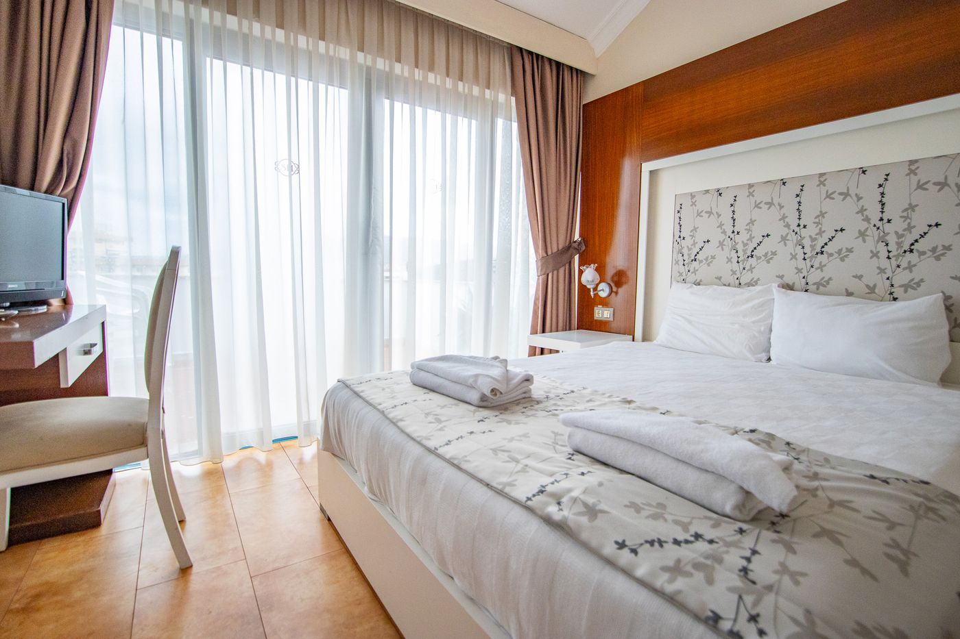 Sentinus Beach Hotel