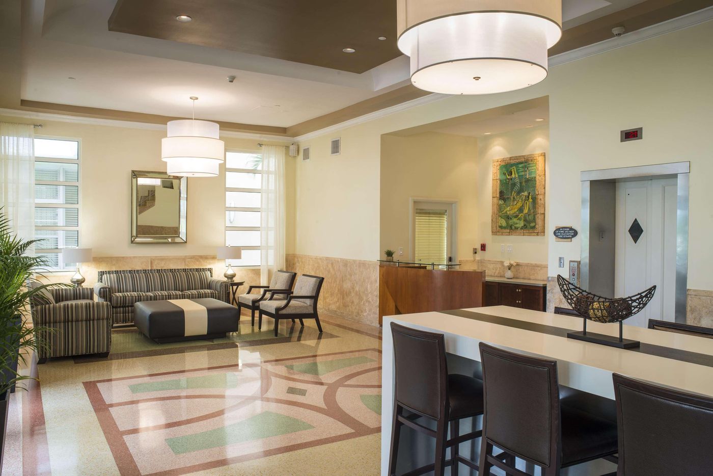 Hilton Grand Vacations at McAlpin Ocean Plaza - United States - MIAMI BEACH - Lobby - 6