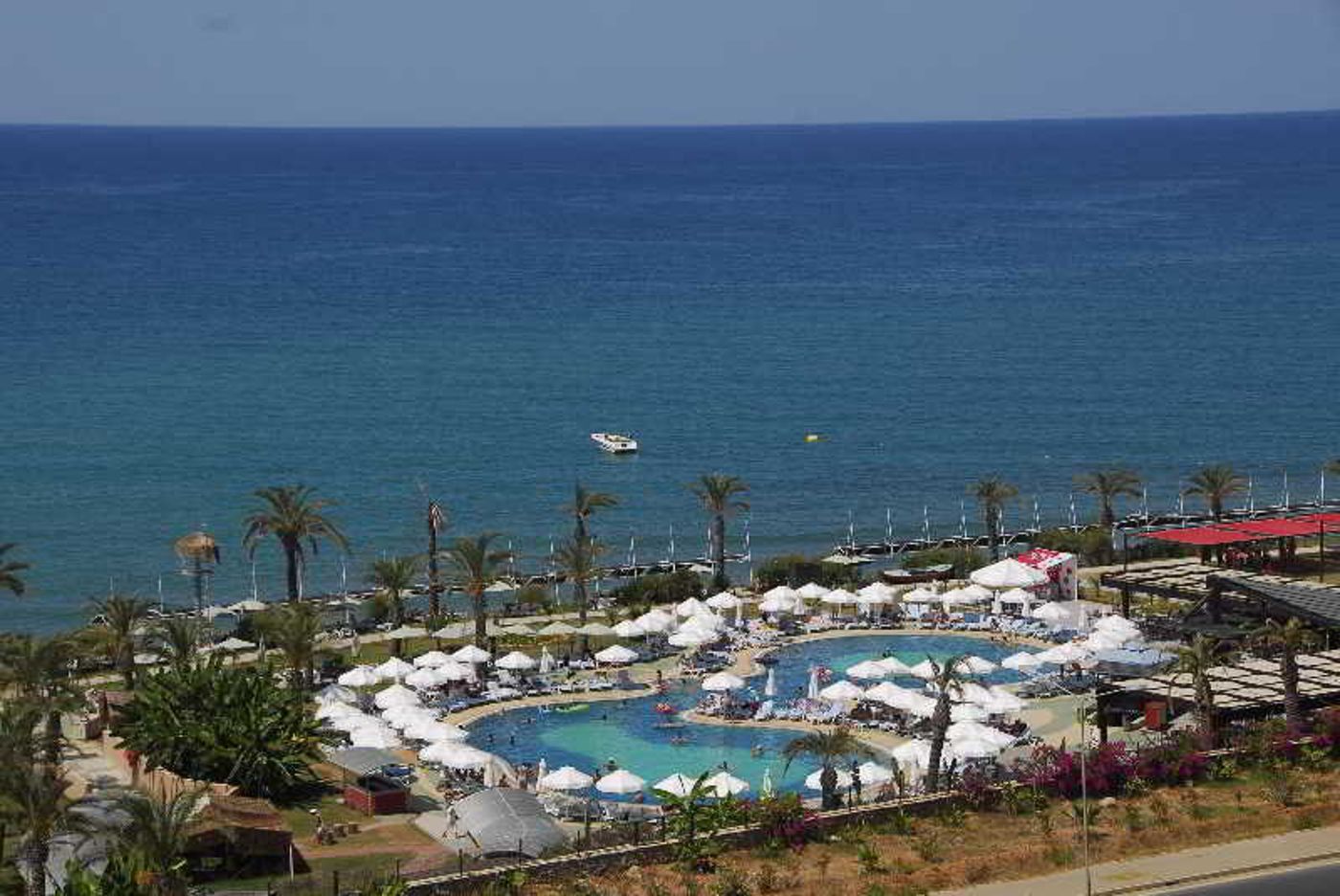 Long-Beach-Harmony-Pool-49