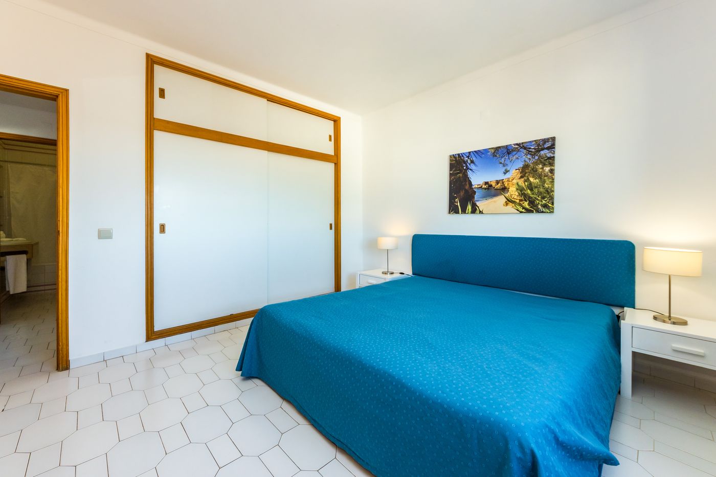 Janelas-do-Mar-Room-21