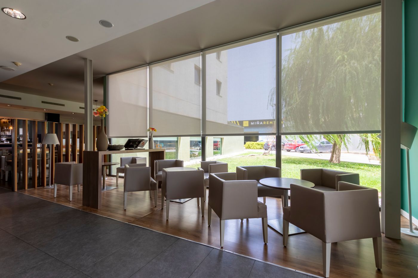 Travelodge-Malaga-Aeropuerto-Restaurant-52