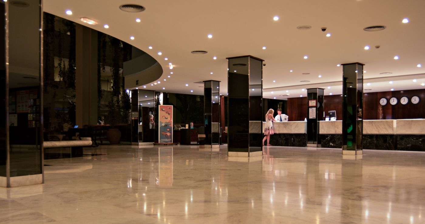 Beatriz-Costa-Teguise---Spa-Lobby-55