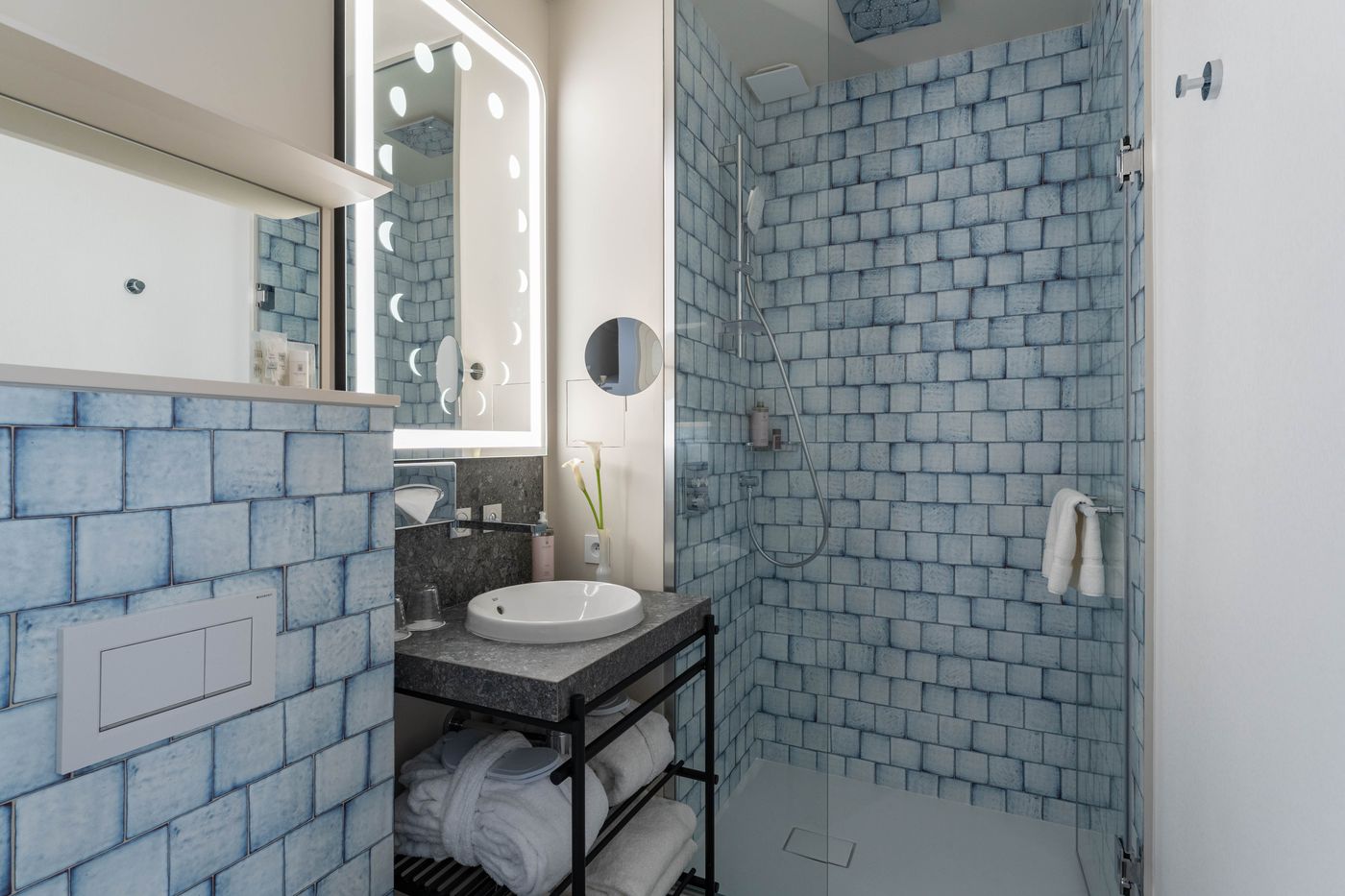 Astra-Opera-Astotel-Room-46