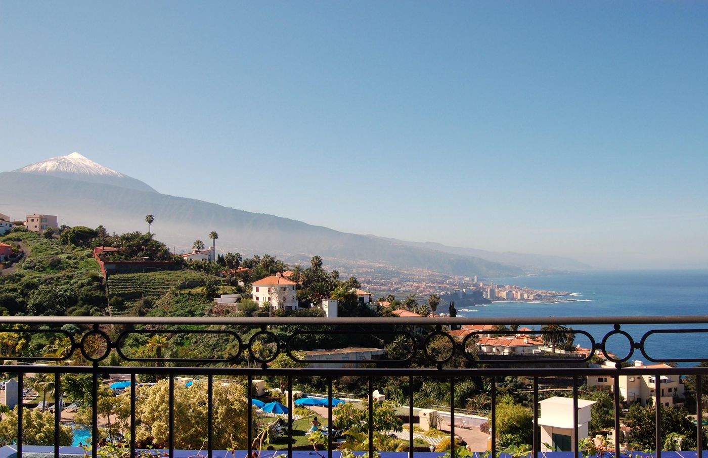 Hotel-Spa-La-Quinta-Park-Suites-Terrace-4