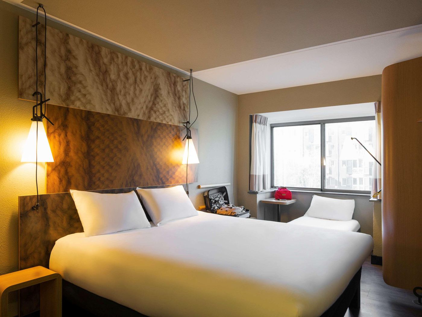 ibis-Amsterdam-Centre-Stopera-Room-36