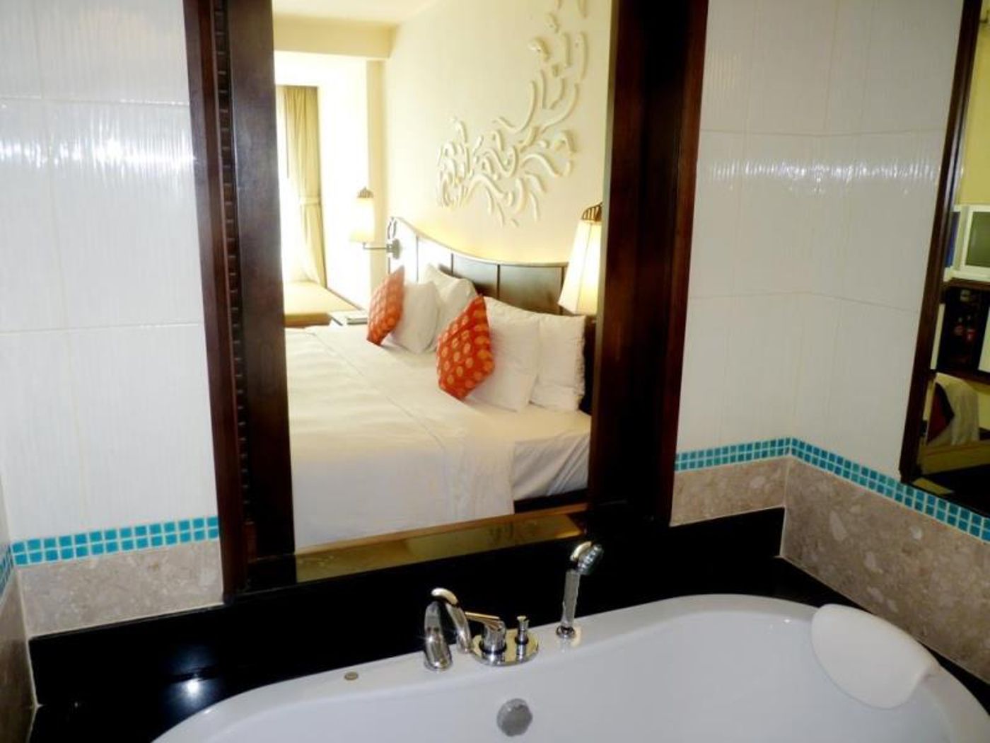 Patong-Paragon-Room-22