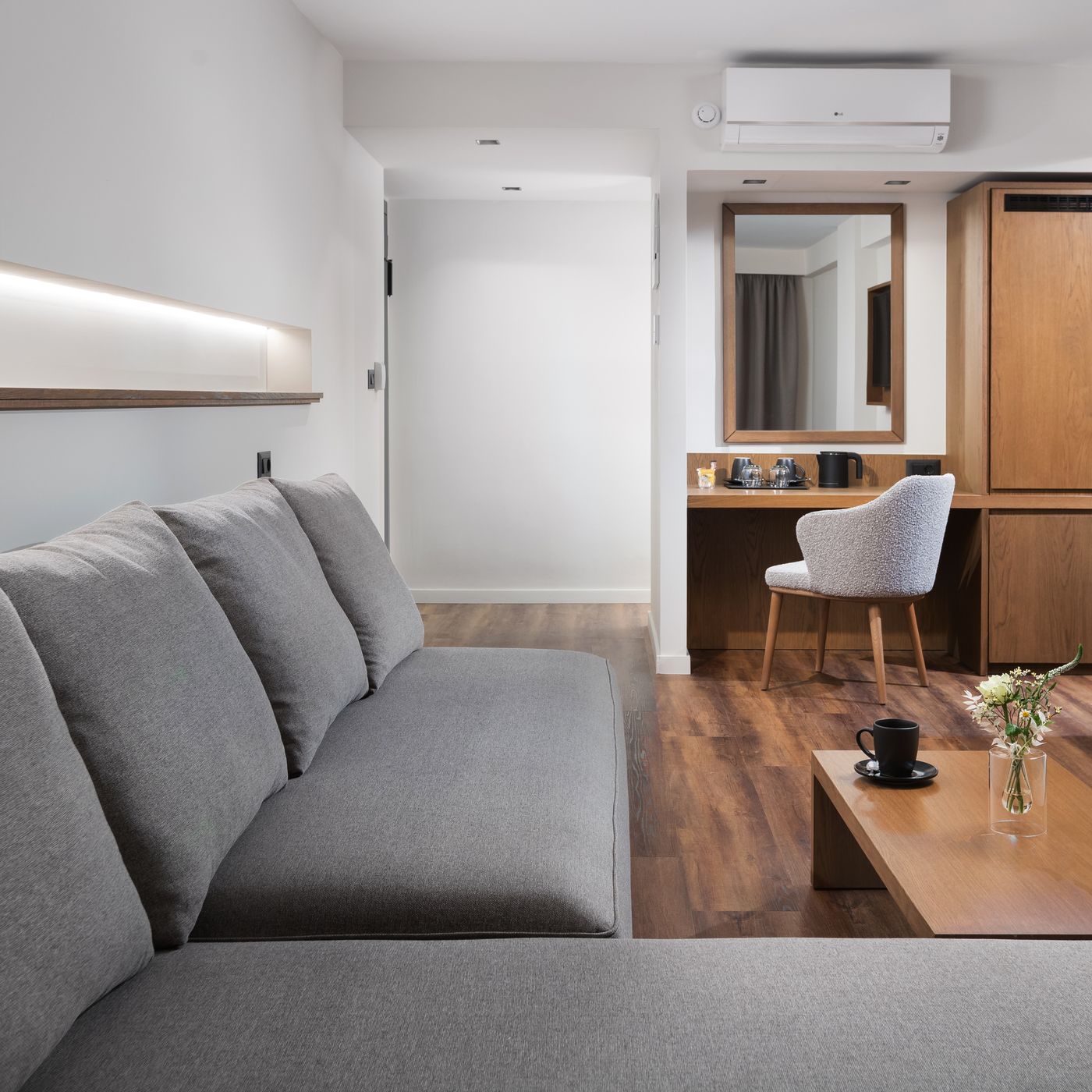 Kos-Hotel-Junior-Suites-Room-28