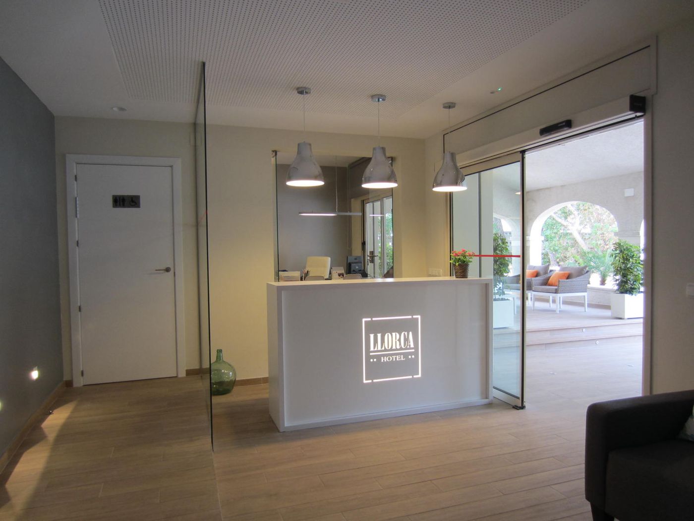Hotel-LLorca-Lobby-28