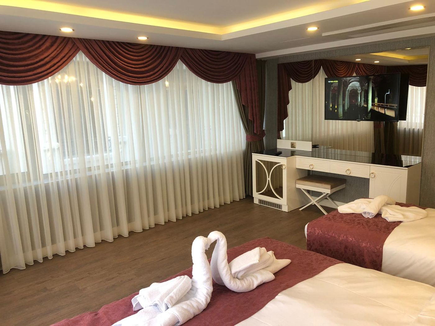 Burj-Al-Istanbul-Room-16