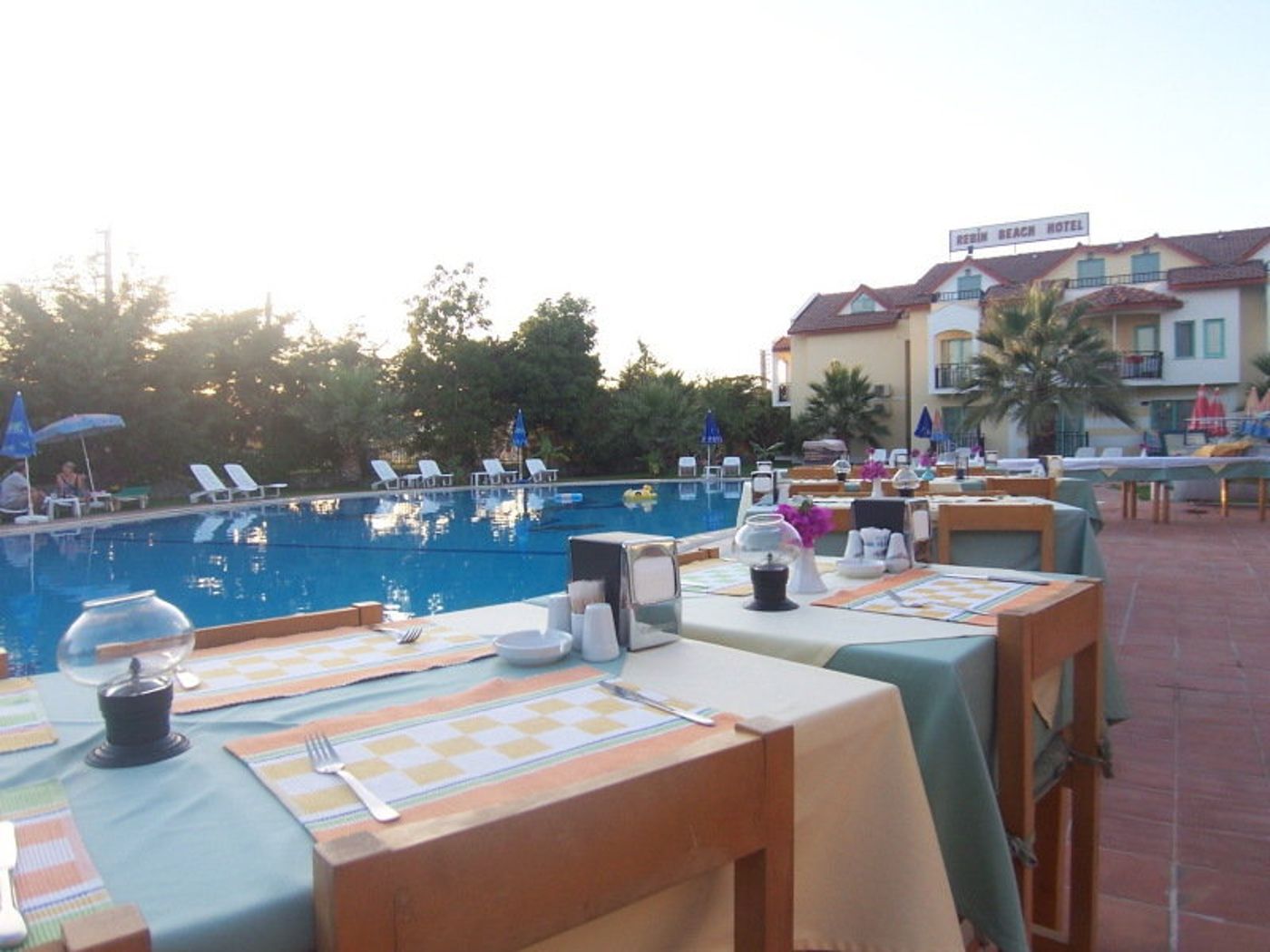 Rebin-Beach-Restaurant-34