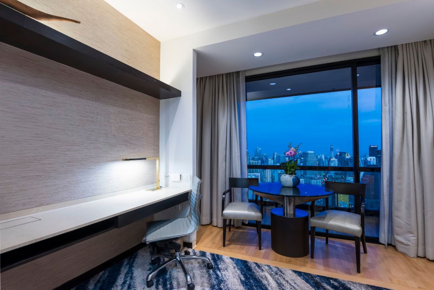 Emporium-Suites-by-Chatrium-Room-40