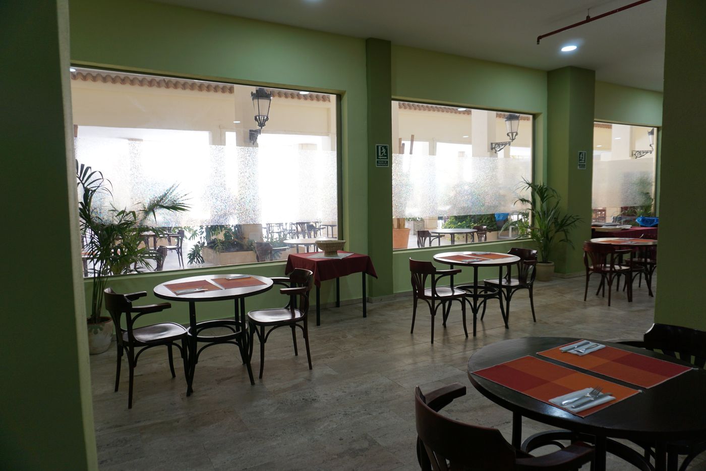 Las-Piramides-Resort-Restaurant-42