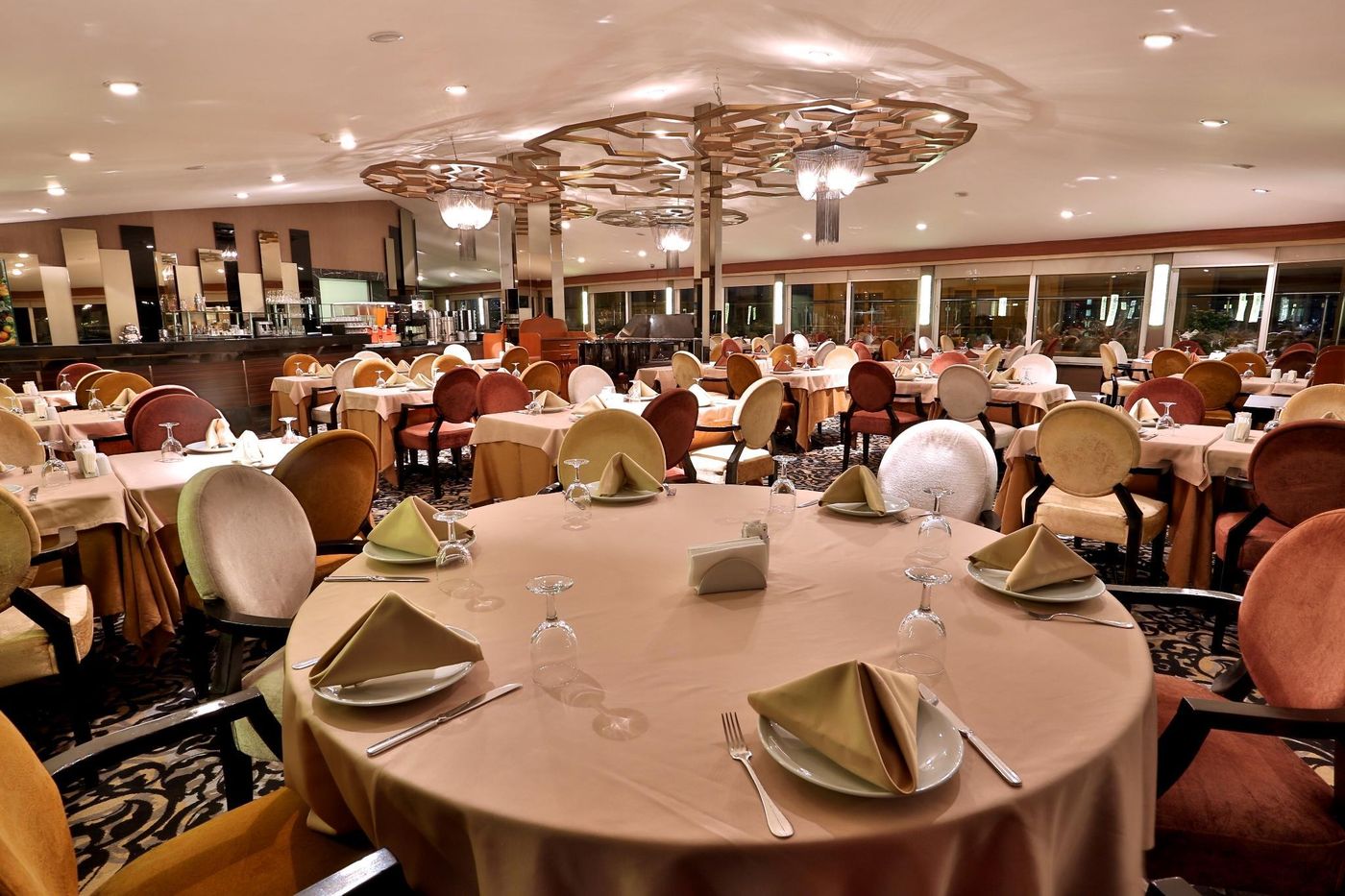 Hotel-Zurich-Istanbul-Restaurant-39