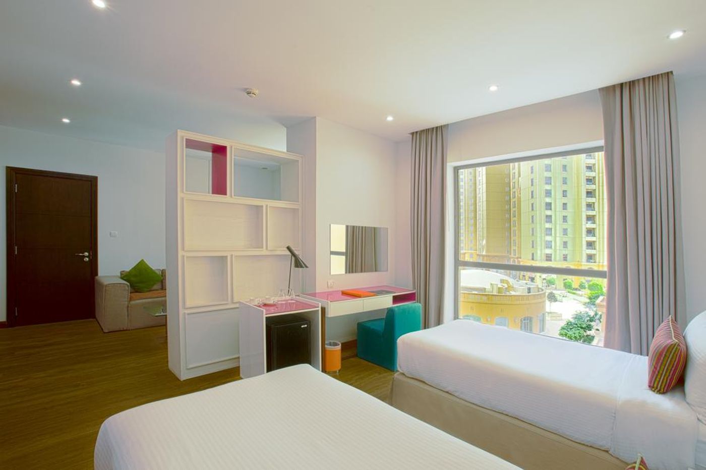 Ramada Hotel & Suites by Wyndham Dubai JBR
