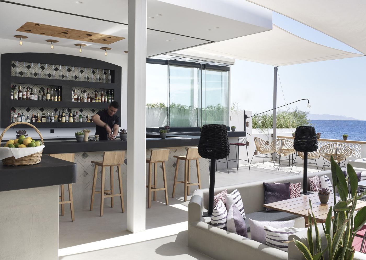 Afroditi-Venus-Bar-17