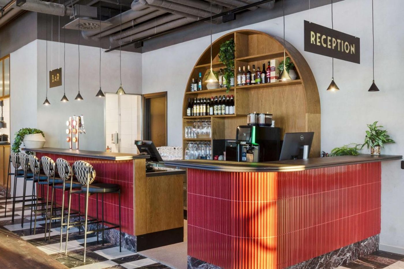 Best Western Plus Hotel Kungens Kurva - Sweden - Segeltorp - Lobby - 1