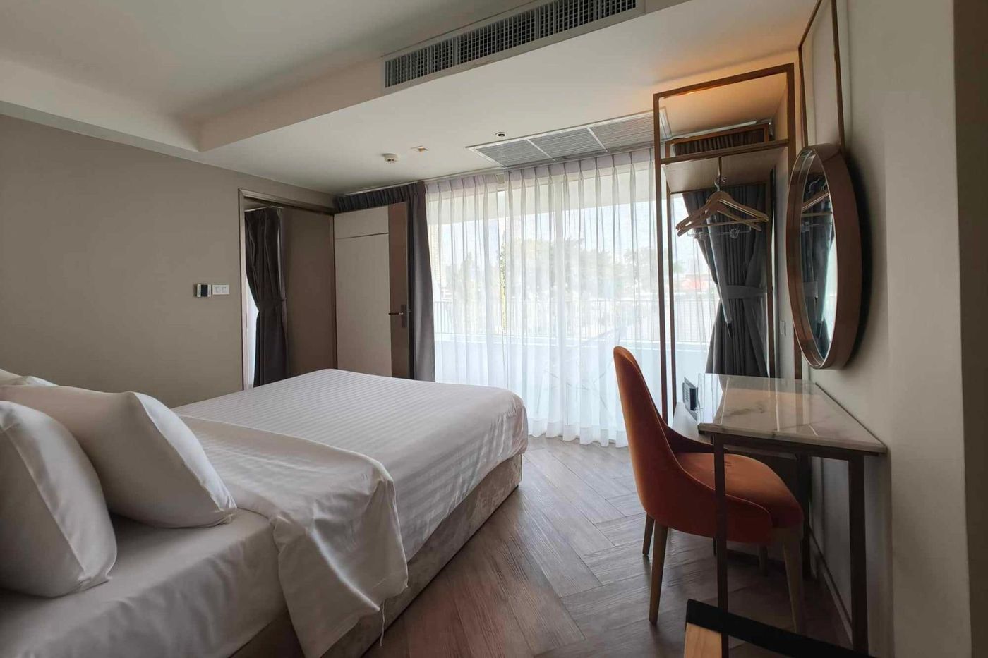 Away-Bangkok-Riverside-Kene-Room-37