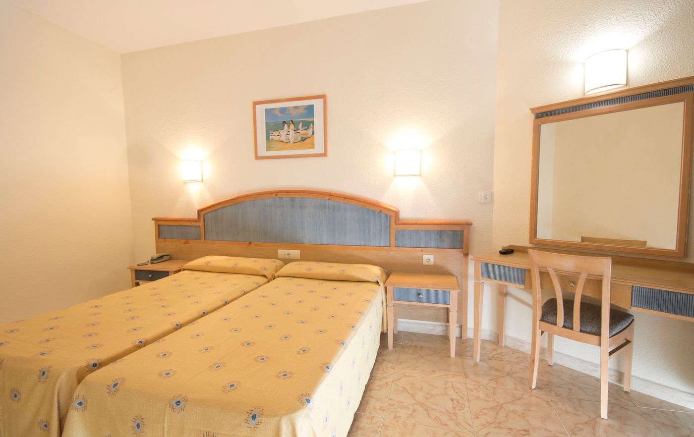 Azuline-Hotel-Mar-Amantis-Room-29