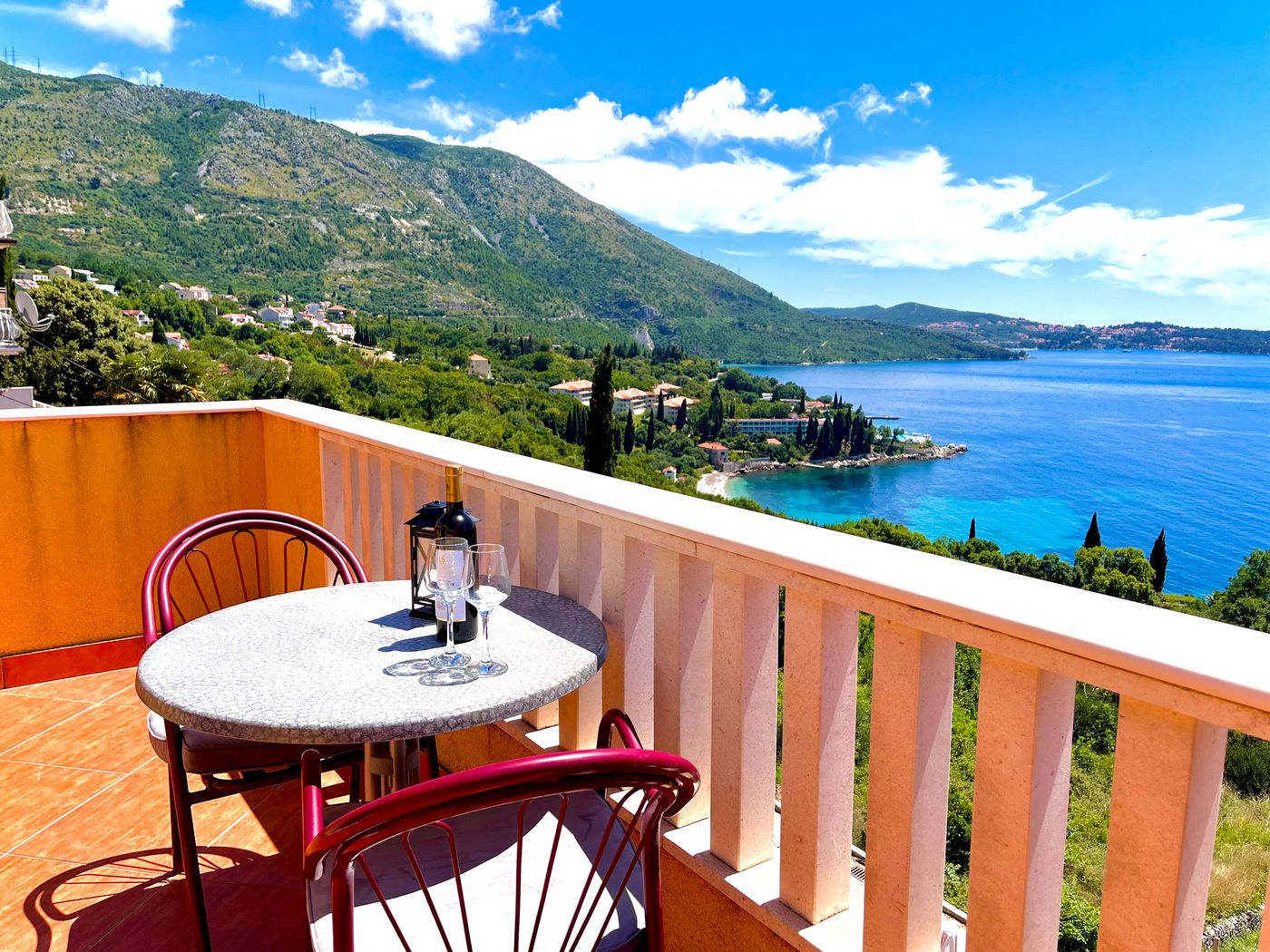 Villa-Sunset-Room-97