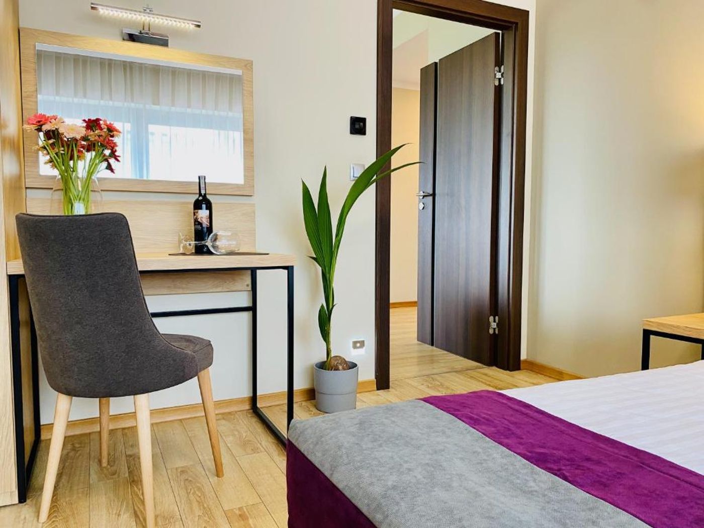 Conrad-Comfort-Aparthotel-Room-9