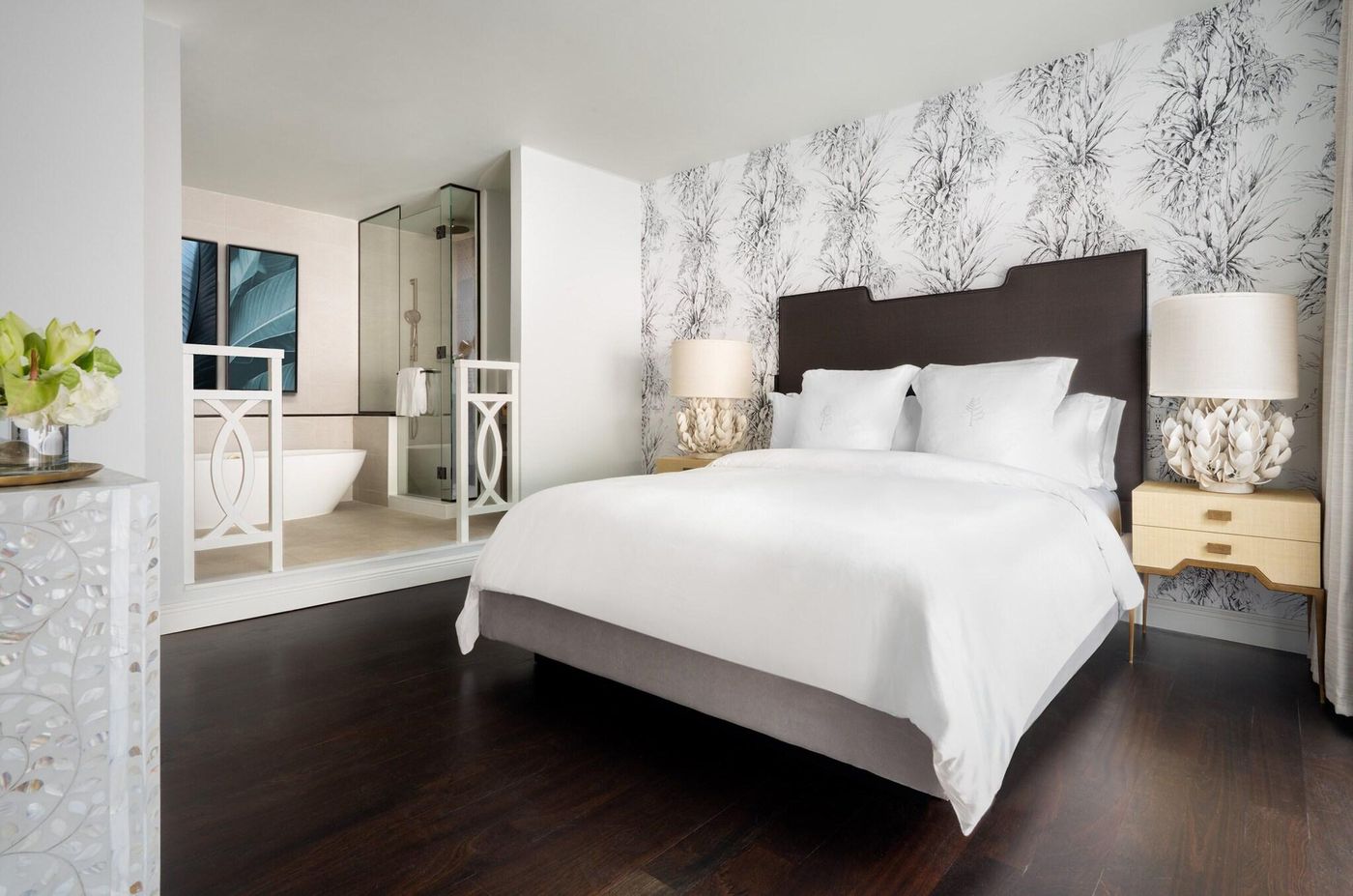 The-Ocean-Club-A-Four-Seasons-Resort-Bahamas-Lobby-41