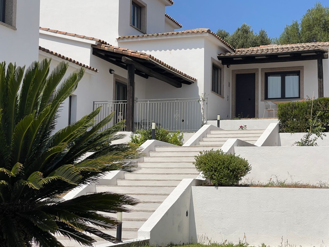 La-Smeraldina-Resort-General-view-6