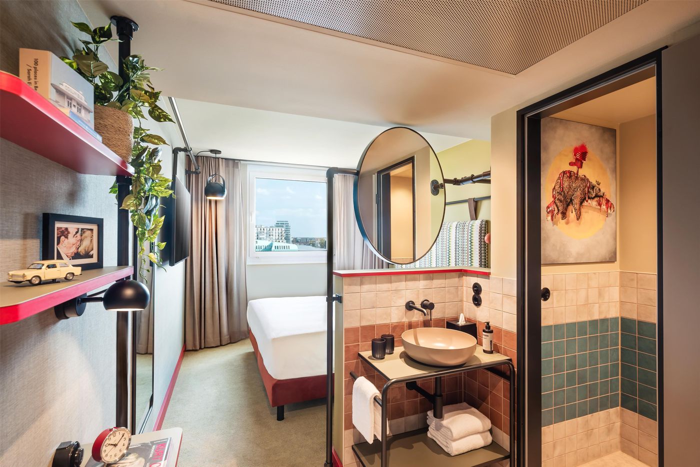 Me-and-All-Berlin-East-Side--part-of-JdV-by-Hyatt-Room-15