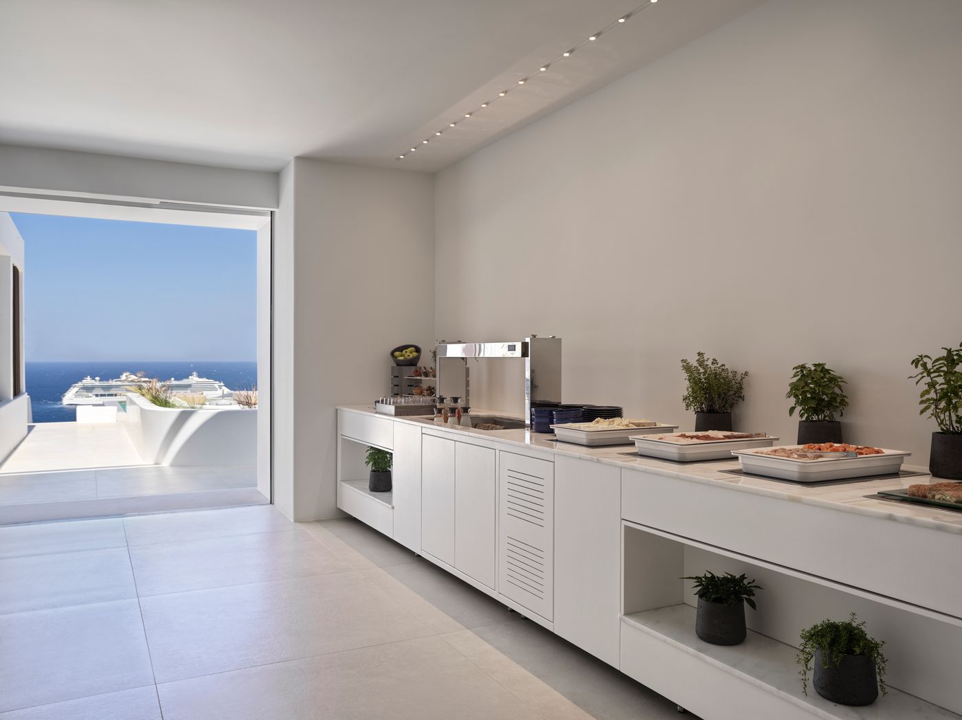 Lovia-Mykonos-Restaurant-50