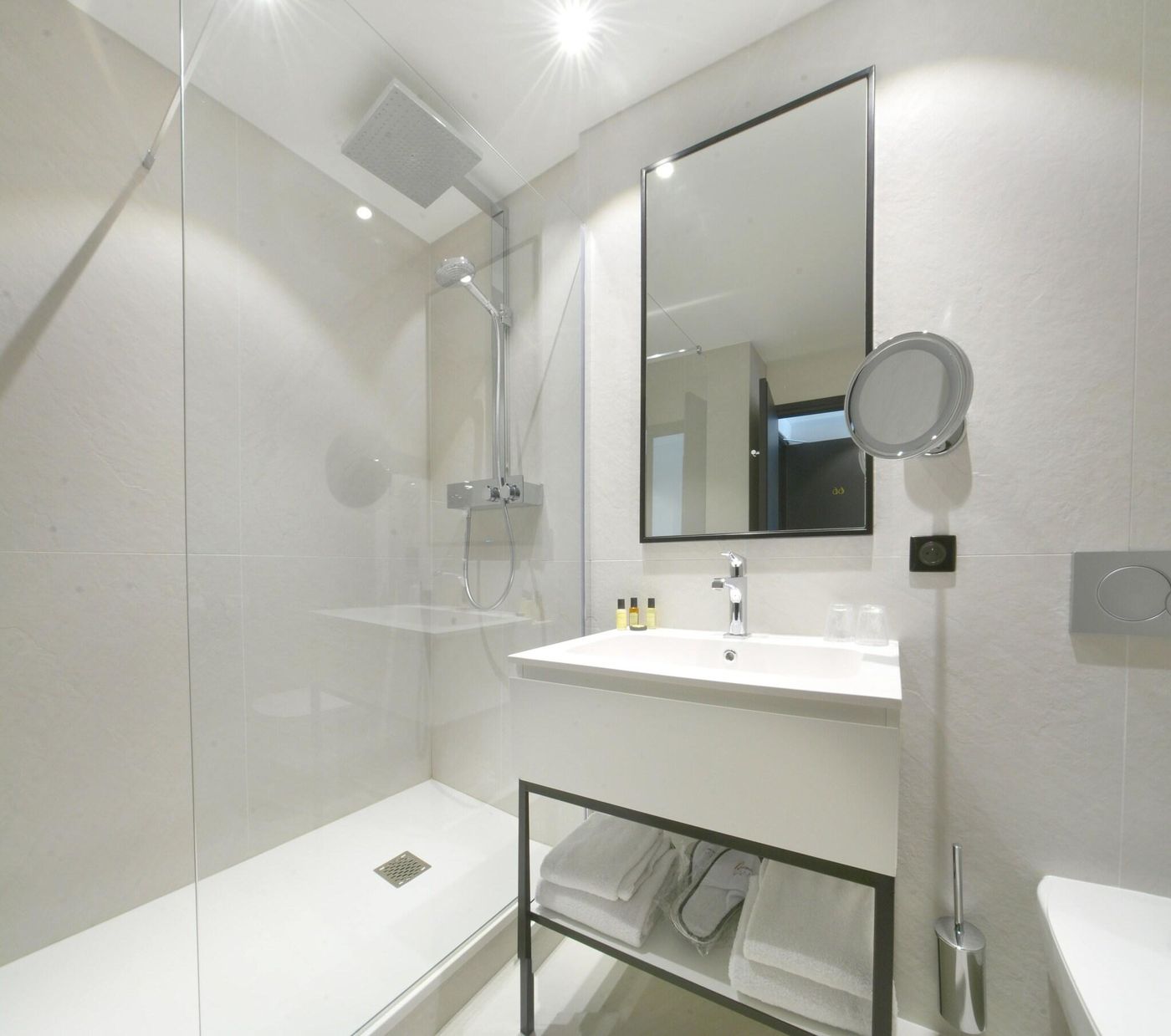 Hotel Le Roosevelt - France - Lyon - Room - 2