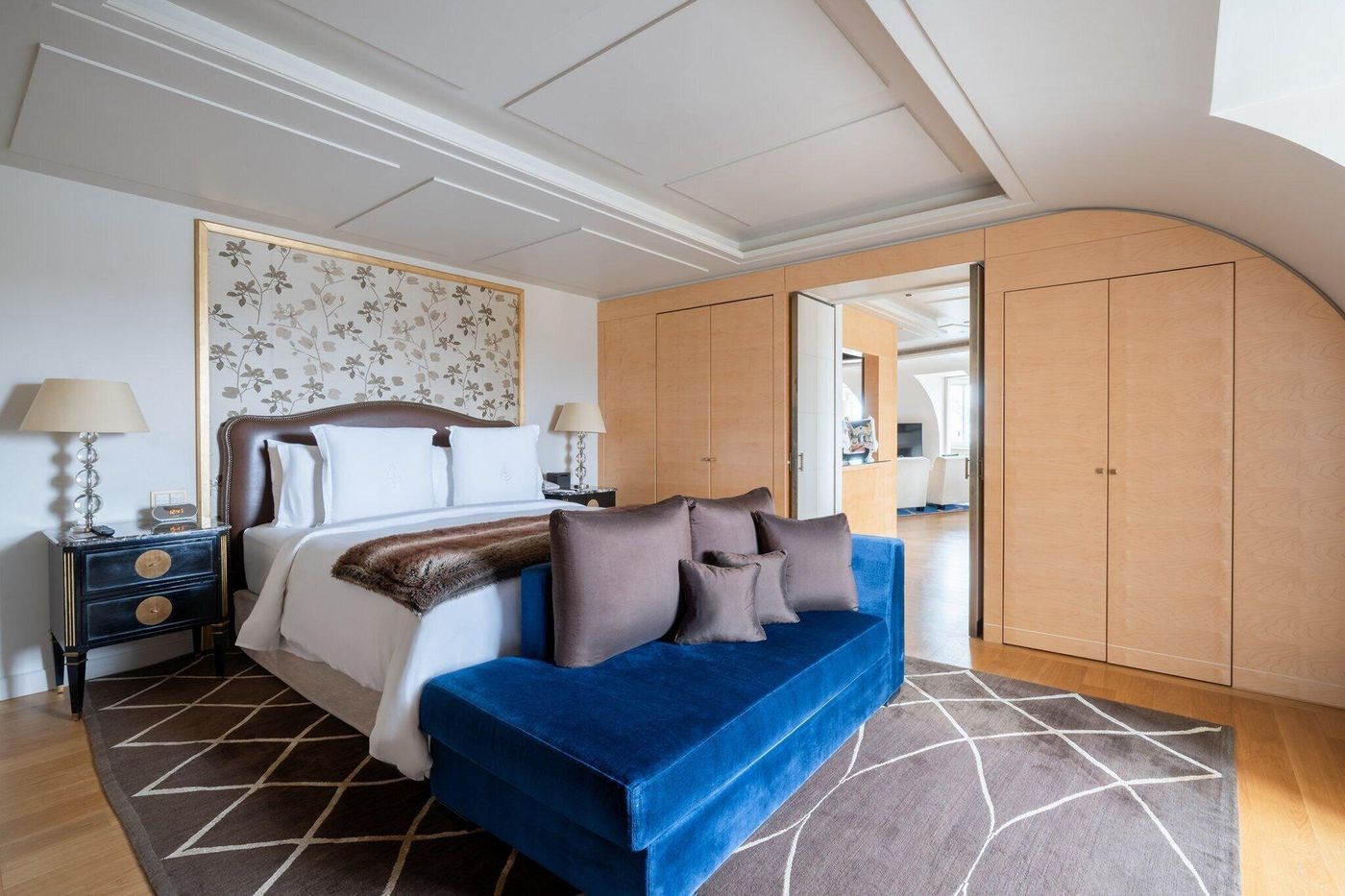 Four-Seasons-Hotel-Geneva-Room-37