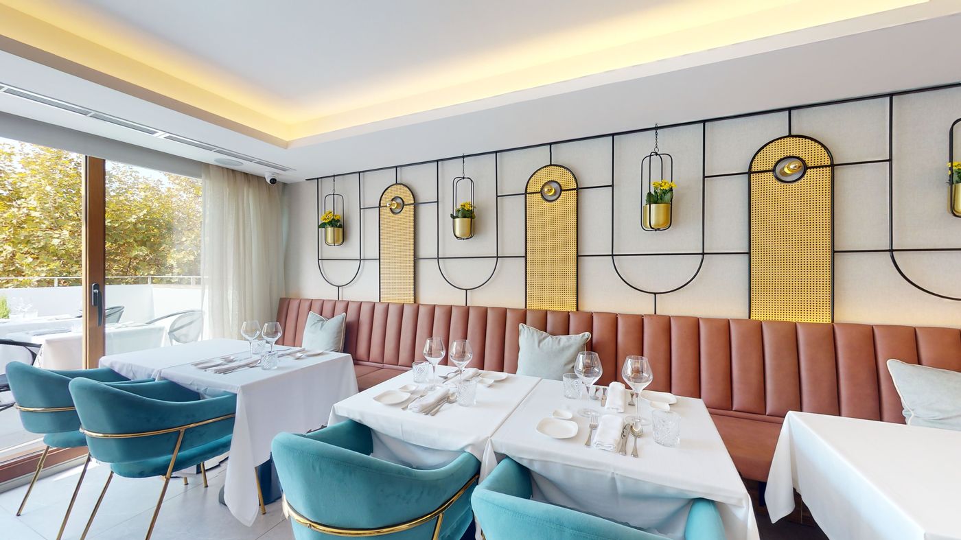 Nivia Born Boutique Hotel