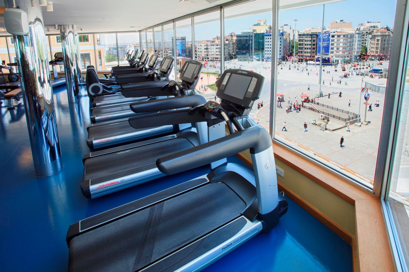 The-Marmara-Taksim---Istanbul-Sports-and-Entertainment-27