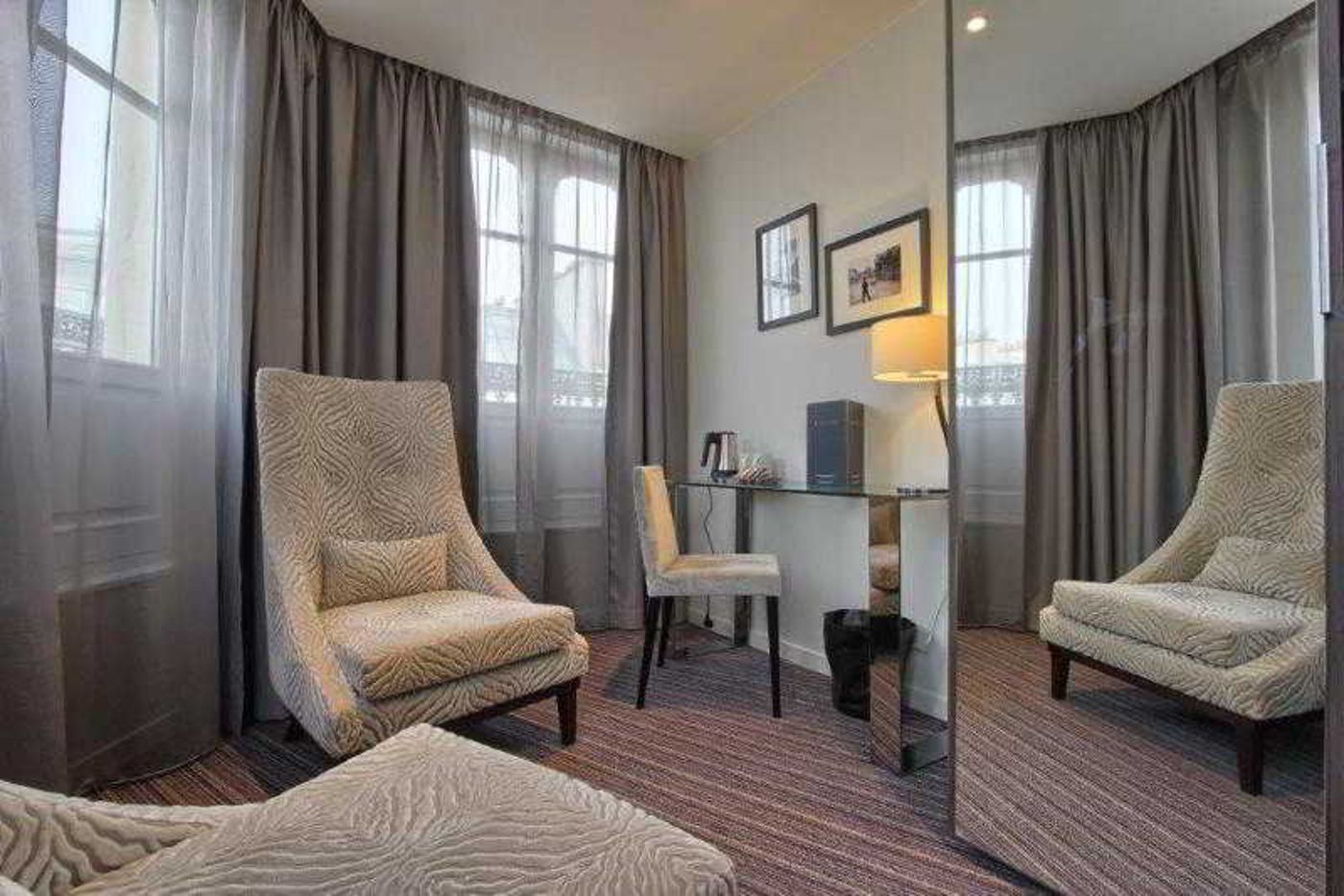 Chamar-Hotel-Room-17