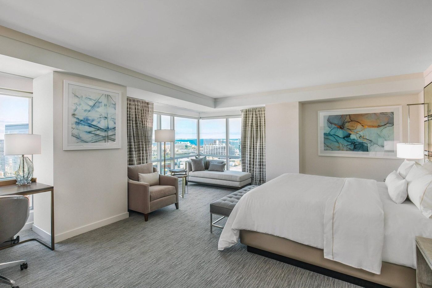 Westin-Boston-Waterfront-Room-32