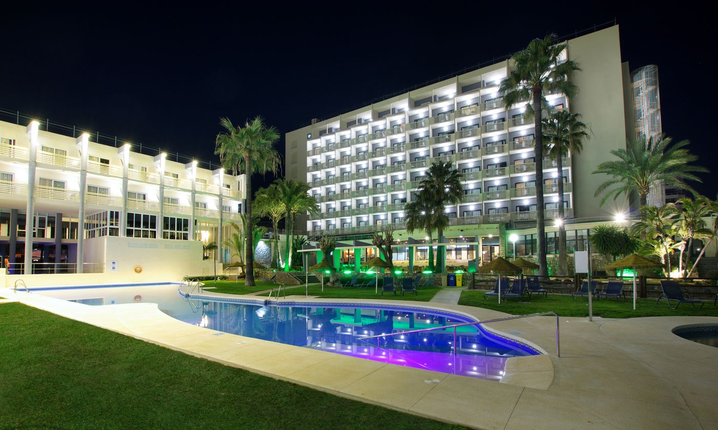 Hotel-Pez-Espada-by-Medplaya-Pool-12