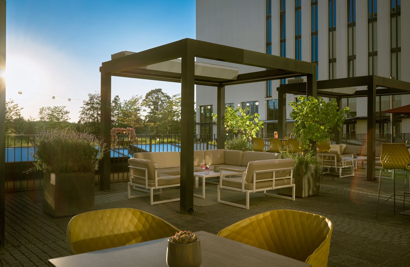 Leonardo-Royal-Hotel-Munich-Terrace-51