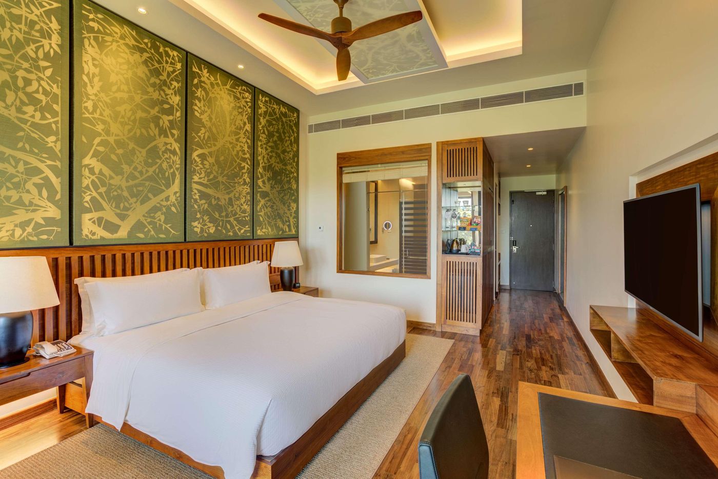 DoubleTree-by-Hilton-Weerawila-Rajawarna-Resort-Room-22