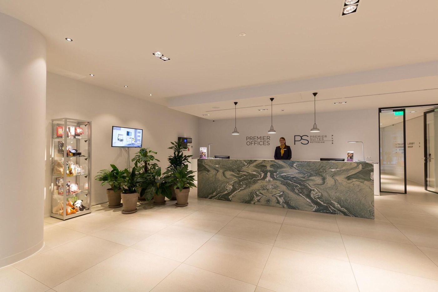 Premier Suites Plus Rotterdam-Netherlands-Rotterdam-Lobby-7