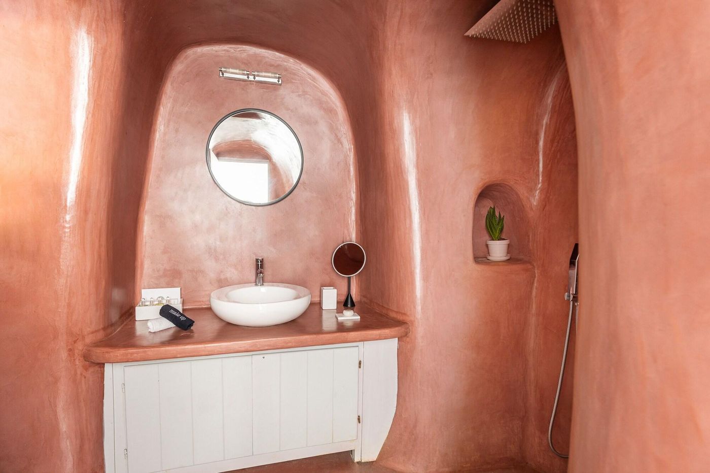 Danae-Suites-Room-25