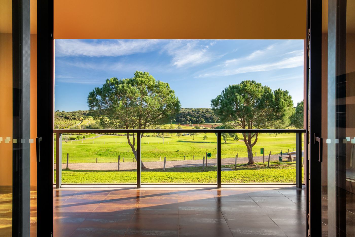 Morgado-Golf---Country-Club-Room-10