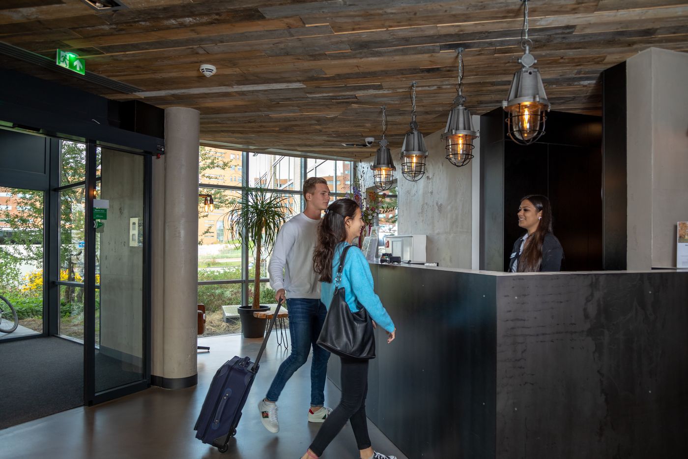 Urban-Lodge-Hotel-Lobby-22