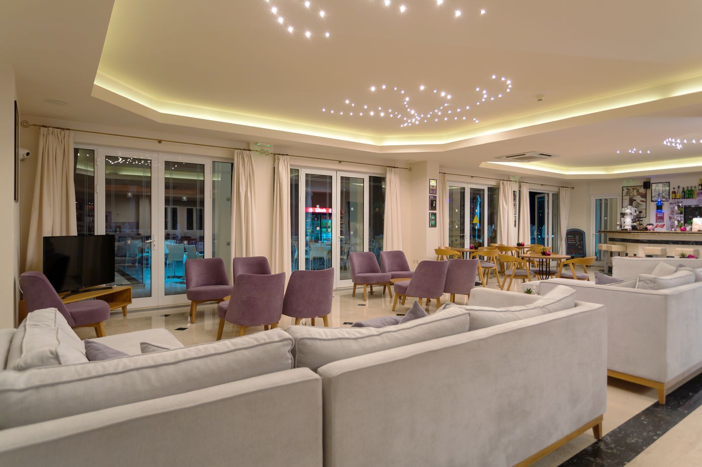 Xenos-Kamara-Beach-Lobby-41