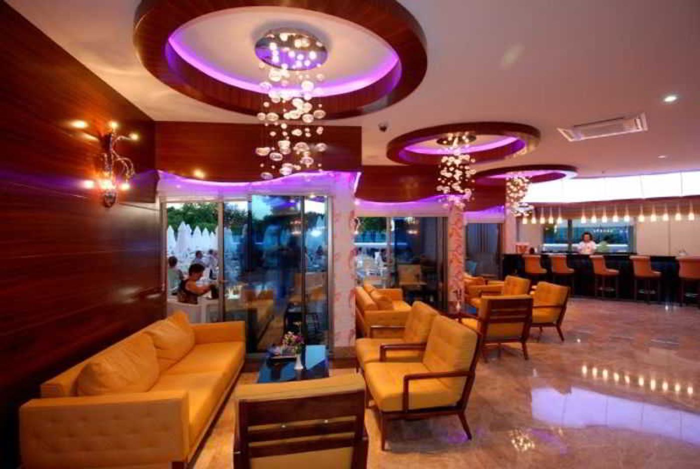 Grand-Zaman-Beach-Hotel-Bar-22