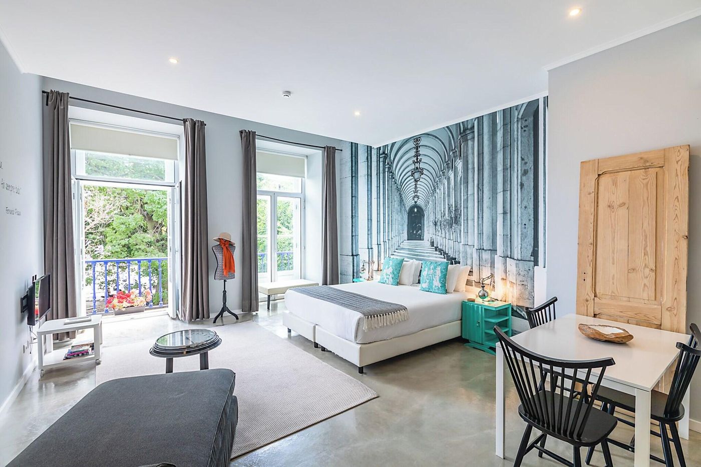 Emporium-Lisbon-Suites-Room-22