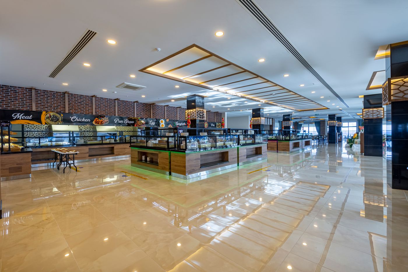LONICERA PREMIUM HOTEL 18